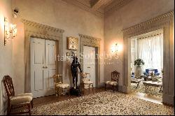 Luxurious apartment with garden in Arezzo