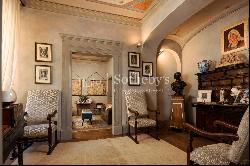 Luxurious apartment with garden in Arezzo