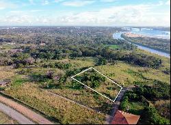 Residencial use lot in Surubi'i