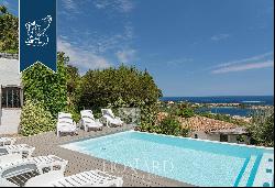 Luxury etate for sale in a charming panoramic position over Costa Smeralda