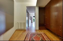 Flat, 4 bedrooms, for Sale