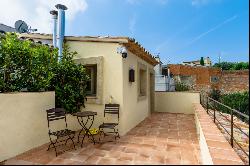 Extraordinary renovated townhouse with panoramic views in Begur