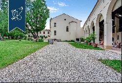 Luxury villa surrounded by the Venetian countryside