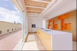 Nice apartment with terrace of 65sqm in luxury development in Eixample Dreta