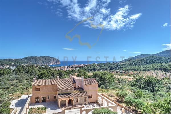 STATELY MANSION IN MALLORCA WITH SEA VIEWS IN AND TOTAL PRIVACY