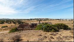 Large plot of land, close to the beach, Praia da Luz, Lagos, Algarve