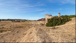 Large plot of land, close to the beach, Praia da Luz, Lagos, Algarve