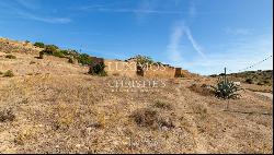 Large plot of land, close to the beach, Praia da Luz, Lagos, Algarve