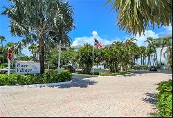 330 NE Edgewater Drive Unit 204, Stuart FL 34996