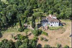 Renaissance Villa with italian garden and panoramic view