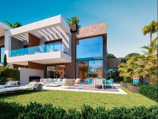 Luxury House in Rio Real, Marbella