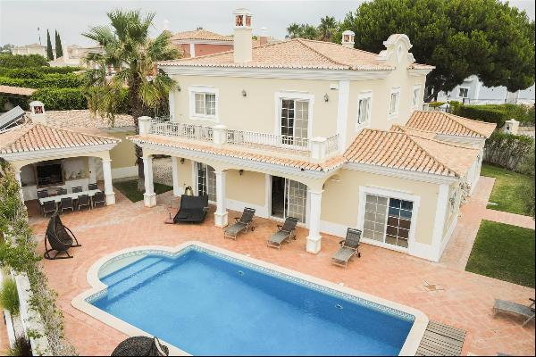 Detached house, 4 bedrooms, for Sale