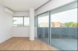 Flat, 3 bedrooms, for Sale