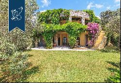 Luxury home with a view of the Tyrrhenian Coast, from the Gulf of La Spezia to Livorno