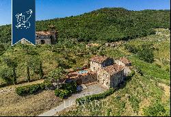 Wisely-renovated old fortress for sale on the hills that embrace the centre of Lucca