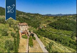 Wisely-renovated old fortress for sale on the hills that embrace the centre of Lucca