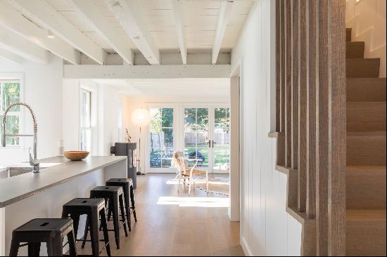   Newly Renovated 1800s Scandinavian-Modern Farmhouse in East Hampton Village. LEFT SIDE H