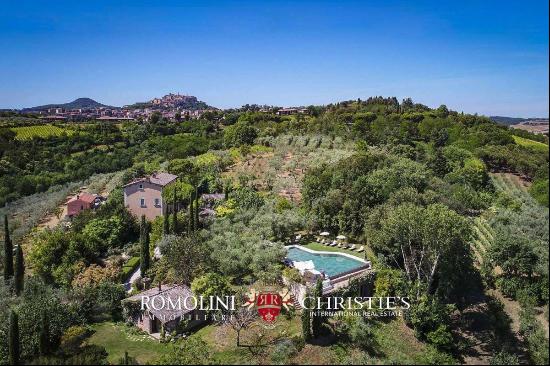 LUXURY BOUTIQUE HOTEL FOR SALE IN TUSCANY, MONTEPULCIANO