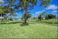 5133 Willow Links #11, Sarasota FL 34235