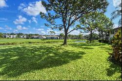 5133 Willow Links #11, Sarasota FL 34235