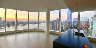 Enjoy breathtaking scenic views in this spacious two bedroom, two bathroom high-rise apart