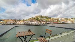 Duplex apartment on 1st line of river, for sale, in Vila Nova de Gaia, Portugal