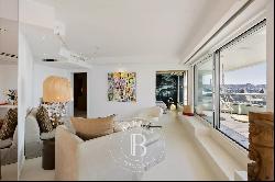 SKYVIEW - Stunning Apartment with Sea View & Terrace overlooking Miramar Beach - Biarritz