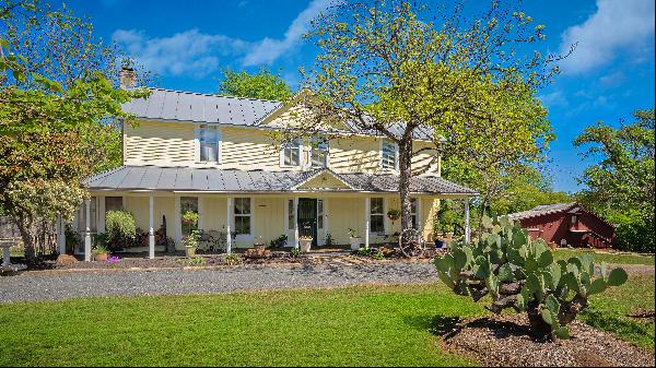 Beautiful Historic Home with River Access