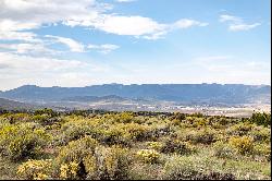 Magnificent Top-Of-The-World Pinnacle Homesite-Full Golf Membership Available