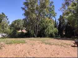 Flat plot to build a luxury villa in Lomas de Rio Verde, on Marb, Marbella 29602