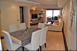 Exclusive apartment in a luxury beachfront complex on the New Go, Estepona 29680