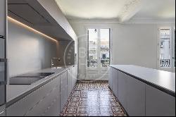 DUPLEX IN THE EMBLEMATIC MODERNIST BUILDING OF CASA BUReS, Barcelona 08007