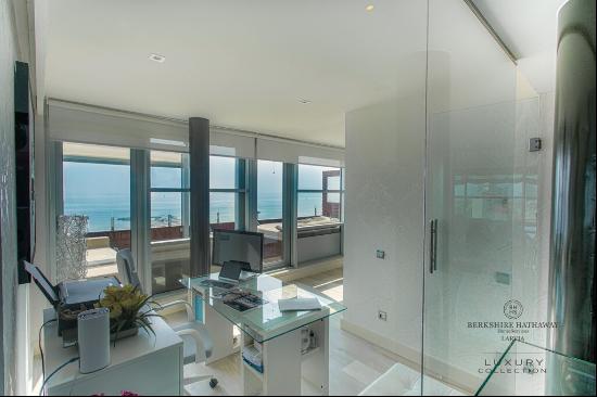 LUXURY PENTHOUSE FOR SALE IN SANT MARTi, BARCELONA, Barcelona 08001