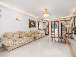 Villa for sale in Málaga, Marbella, Carolina Park, Marbella 29602