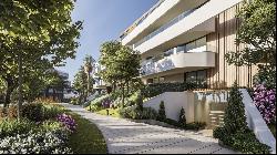 Luxury garden apartment in a parkland-style development in the h, San Roque 11360