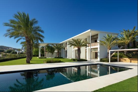 Majestic brand-new villa situated in a unique and privileged loc, Casares 29690