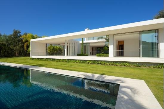 Majestic recently built villa situated in a unique and privilege, Casares 29690