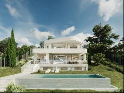 Exclusive plot in a prestigious golf area in Estepona, Estepona 29680