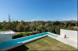 Unique zen-style villa situated front line golf in Guadalmina Al, Marbella 29670