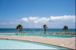 Outstanding penthouse apartment in new beachfront development, Estepona 29680