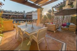 Superb front line beach apartment located in the renown urbanisa, Marbella 29660