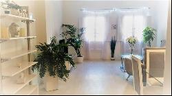 Recently renovated ground floor apartment located in the Old Tow, Marbella 29601