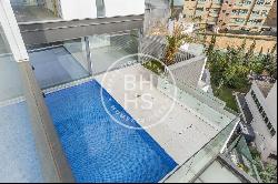 280 sqm luxury flat with pool and terrace for sale in Conde Orga, Madrid 28043