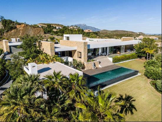 Brand-new ultra-modern villa with panoramic views in Marbella Go, Benahavis 29679