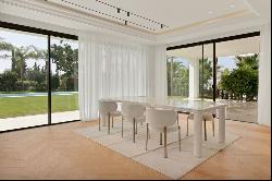 Exquisite off-plan villa in a prestigious residential area o Mar, Marbella 29602