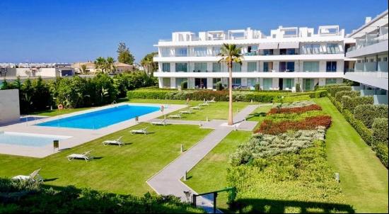 Brand-new modern apartment on the New Golden Mile, Estepona 29680