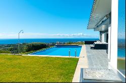 Modern villa with panoramic sea views in Los Altos de Los Monter, Marbella 29603