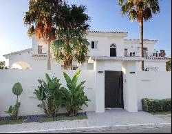 Lovely family villa in Atalaya de Río Verde, Nueva Andalucía, Marbella 29660