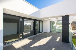 Turnkey villa in a boutique development in east Málaga, Málaga 29016