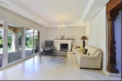 Villa for sale in Málaga, Marbella, Nueva Andalucía, Marbella 29660